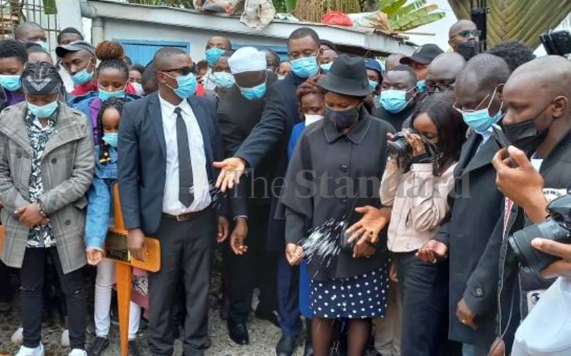 A section of the mourners at the funeral