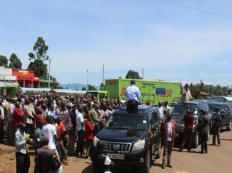 Three governors tour volatile areas