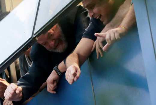 Brazil's defiant Lula expected to surrender to police Saturday