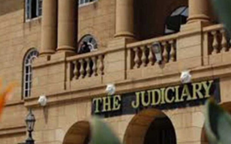 Endless intrigues call for public discussion on judicial reforms