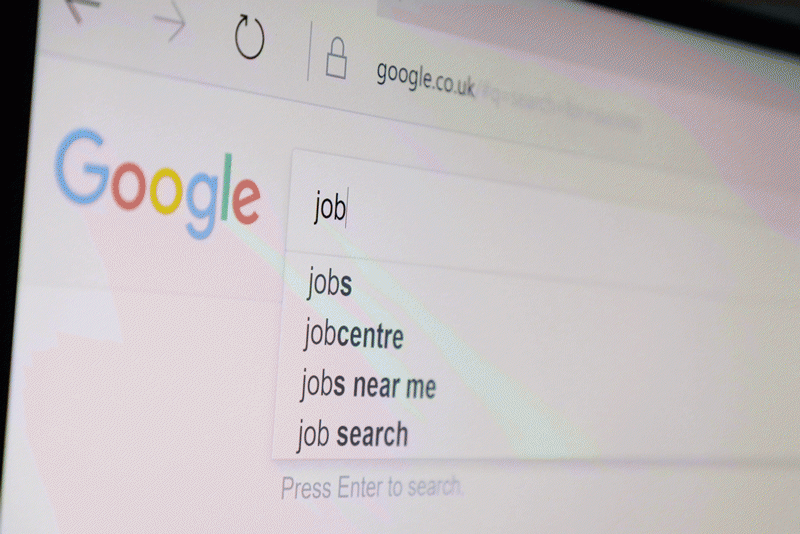 Why you need to search for a new job when you are still employed