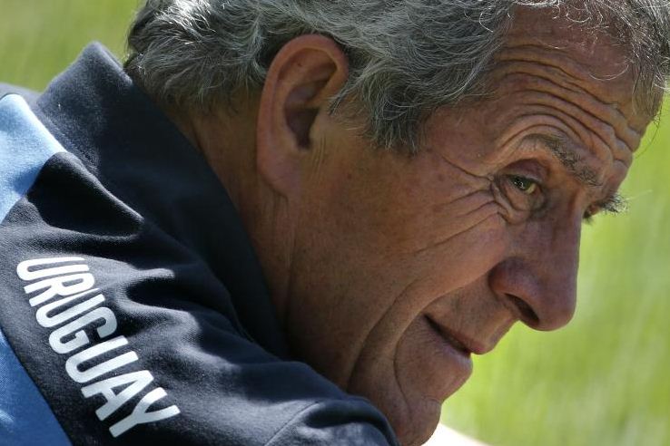 Uruguay sack manager Tabarez after 15 years in charge 