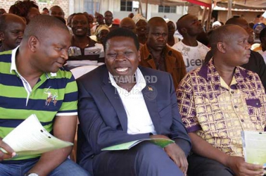 Wamalwa campaigns for Jubilee Party as Mudavadi woos Rift Valley