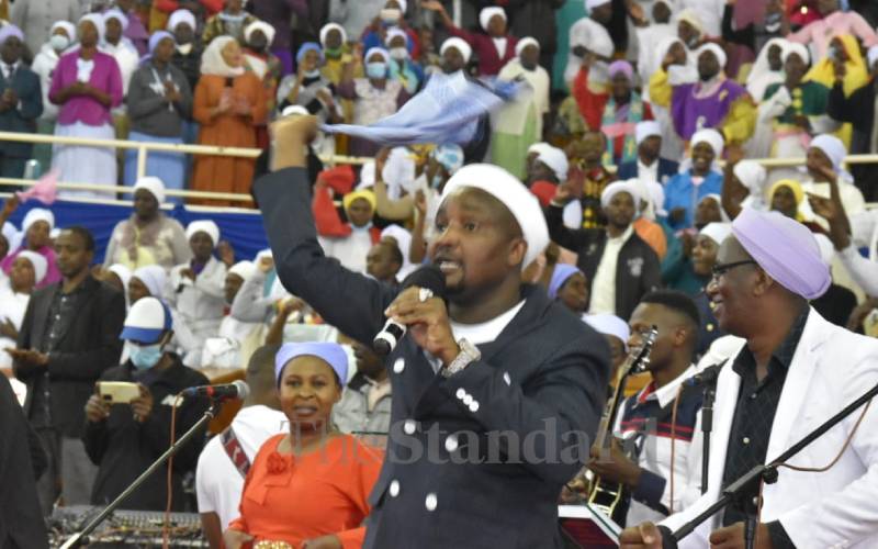 Akurinu Church at 100