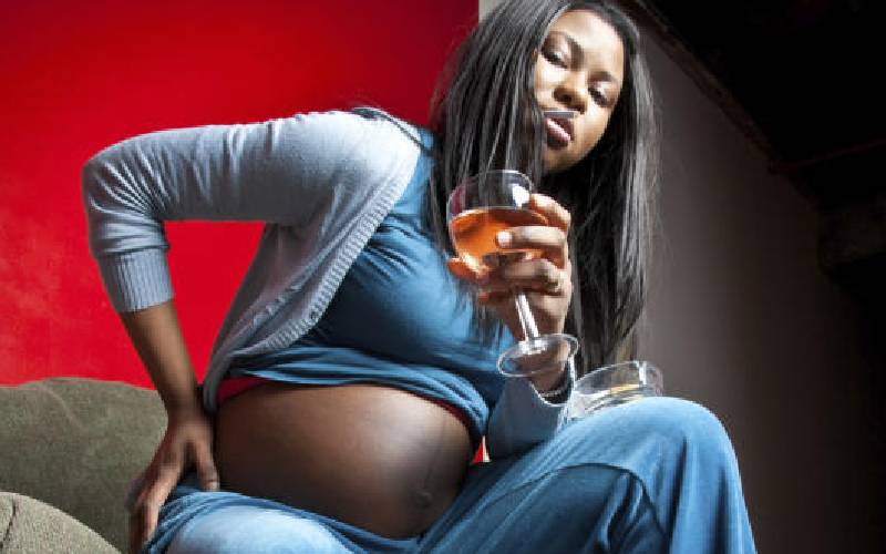 What drinking and smoking pregnant mothers do to their babies 