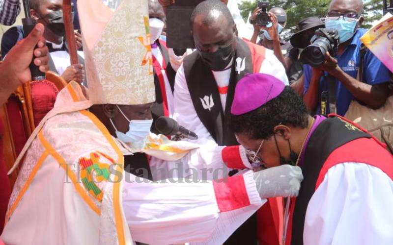Archbishop Sapit conducting consecration rites.