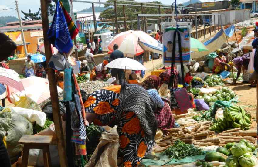 Drama as angry traders invade unfinished Wundanyi market