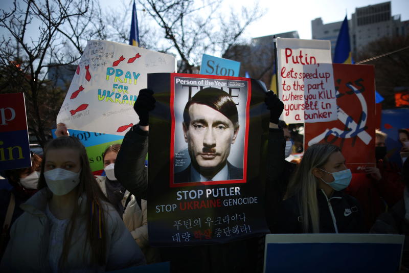 Little Ukraine lonely in proxy war between big powers of US, Russia