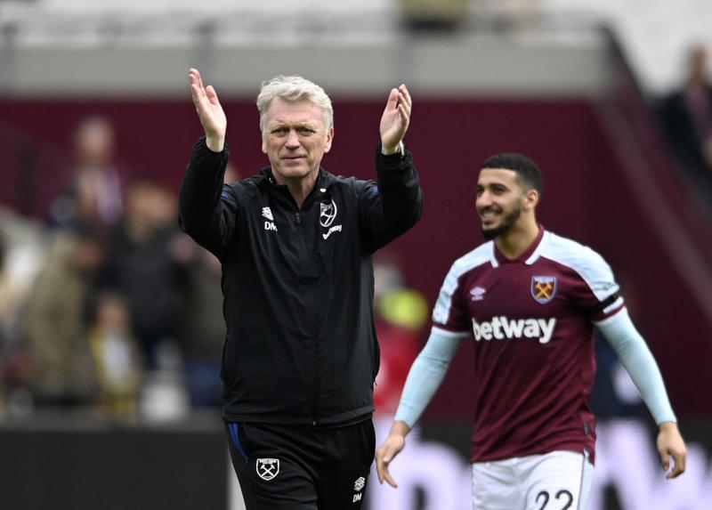 Man United drop to 7th position after West Ham sink 10-man Everton 