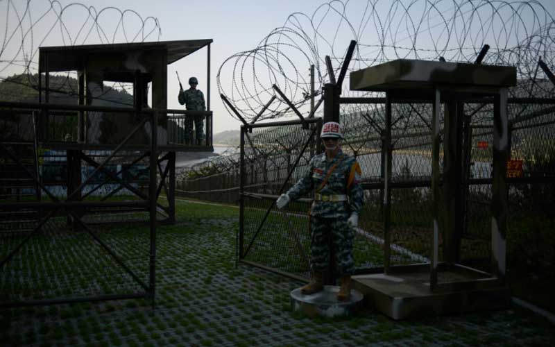 North and South Korea exchange gunfire at border