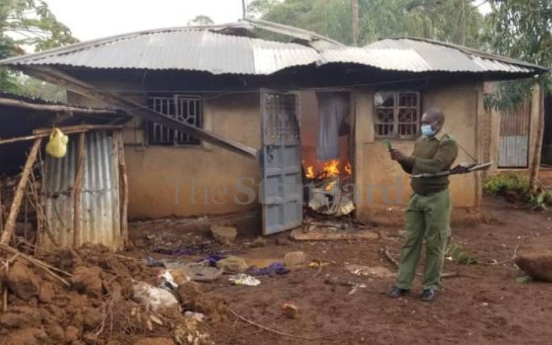 Residents torch homes of robbery suspects in Migori