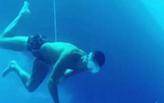 Ronaldo enjoys a spot of diving during French break with partner Rodriguez [PHOTOS]