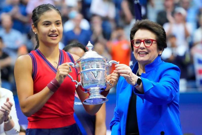 Tennis: Raducanu beats Fernandez to win U.S. Open