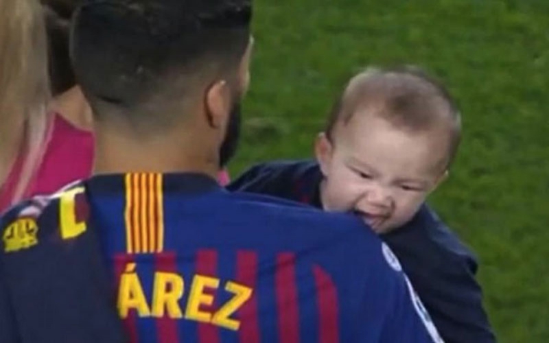 Like father like son: Suarez’s son mimics his father's 2014 World Cup biting incident