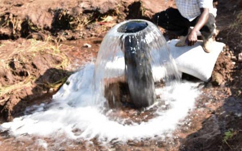 Row over stalled Sh3.8 million bore hole
