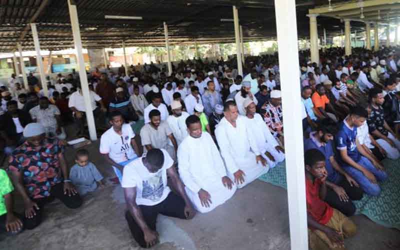 I musulmani iniziano il Ramadan dopo aver visto la nuova mezzaluna a Wajir
