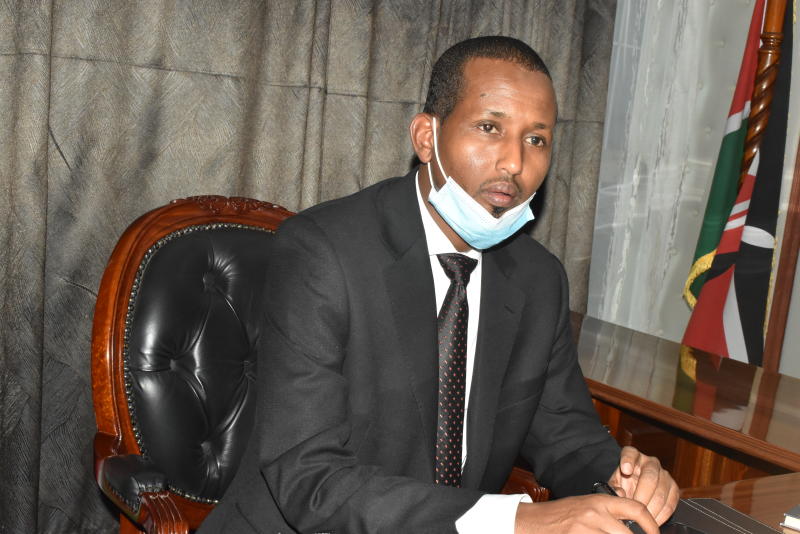 Wajir governor engages residents in citizen engagement forums