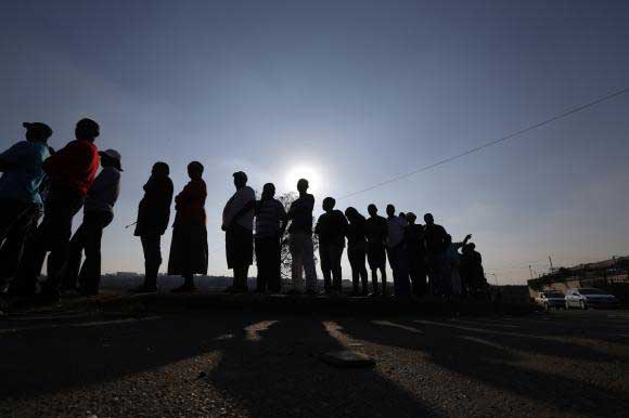ANC takes clear lead in South Africa's general election