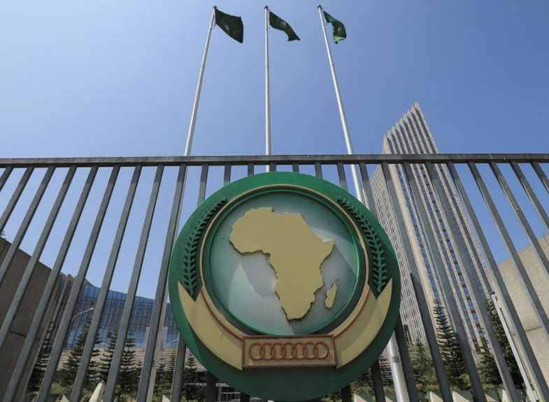 Uni Afrika menyerukan diakhirinya pembatasan perjalanan Omicron di beberapa negara Afrika