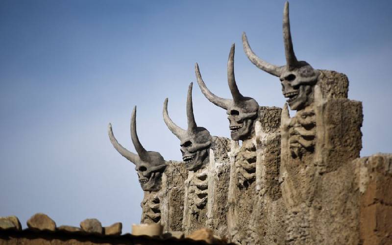 Bolivian house with 'devil sculptures' spooks highland city