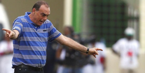 EGYPT FOILS ATTACK ON COACH:Extremist fans planned to target Ghana coach Grant of Israel