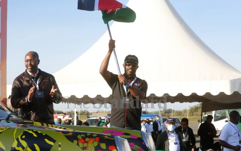SG CEO Lyomu flagging off EASCR in Naivasha.