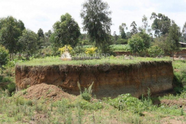 Hanging graves and houses of Bahati, Nakuru County