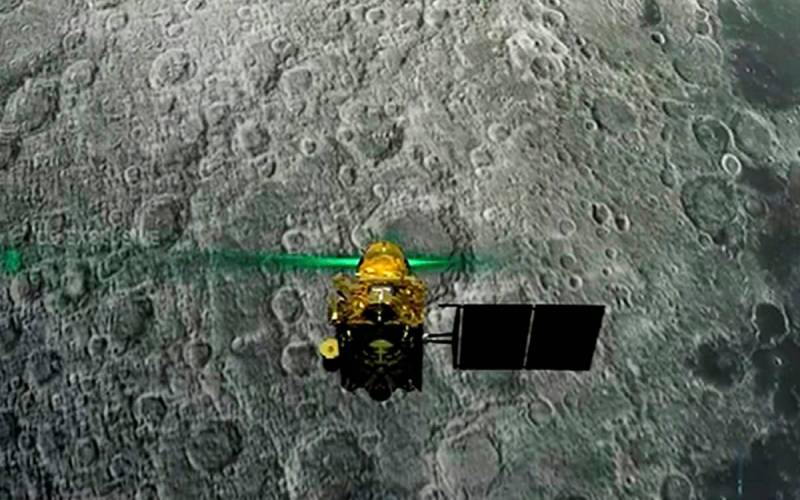 Indian orbiter makes new discovery about distribution of gas in moon’s atmosphere