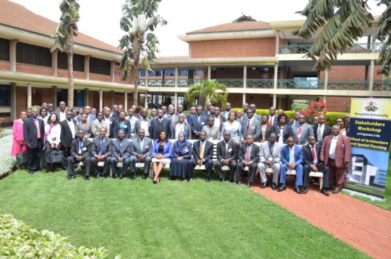 Ms. Mariamu El Maawy Principal Secretary, Ministry of Lands, Housing & Urban Development, KU Vice-Chancellor, Prof. Olive Mugenda and professionals from the building sector pose for a group photograph during the stakeholders' workshop for the School of Architecture and Spatial Planning held at Kenya School of Monetary Studies 