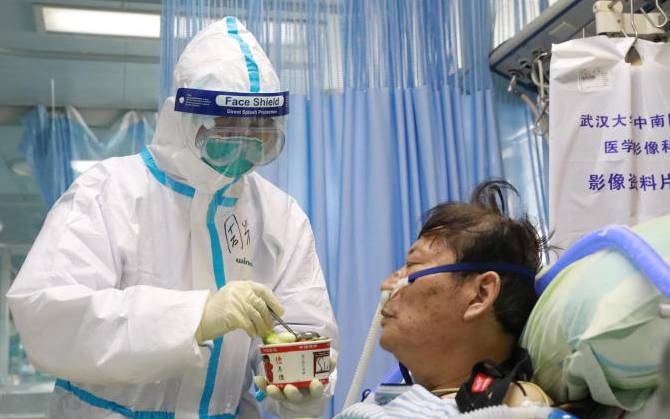Medics battling coronavirus risk mental illnesses