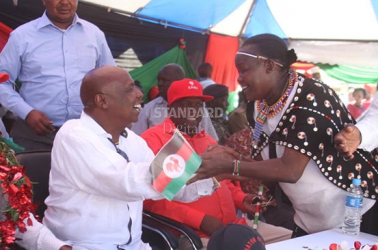 Moi tells off Kanu critics in Rift Valley