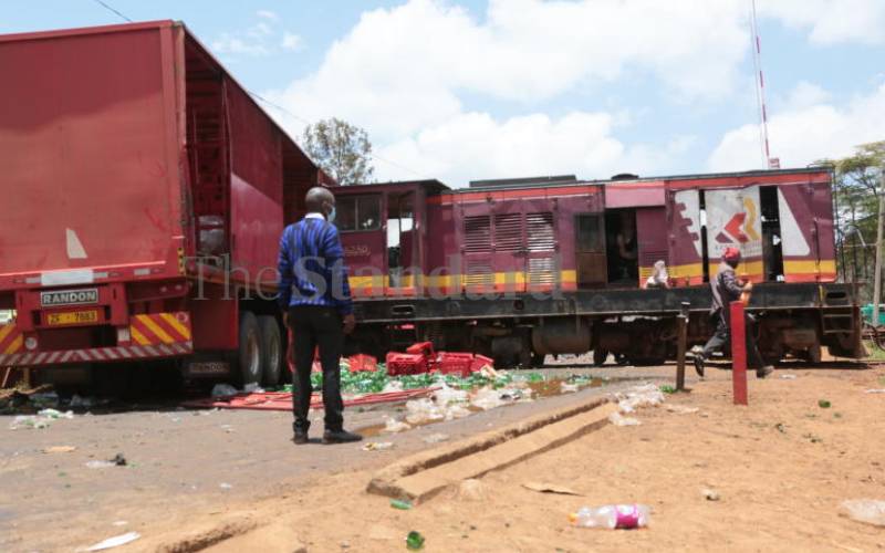 Karatina residents help themselves to free soda after train rams into truck