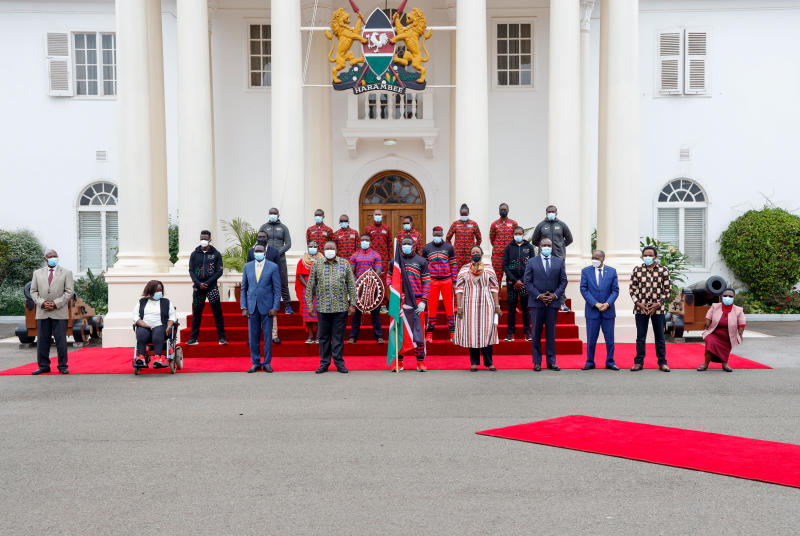 Tokyo Olympics President Uhuru Kenyatta Presents Team Kenya With Official Travel Kit The Standard Sports