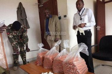 Police arrest matatu crew and impound 305 explosives at Kenya-Tanzania border