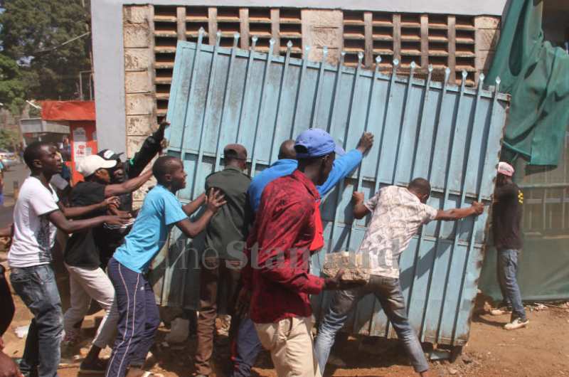 Parklands residents demonstrate over grabbing
