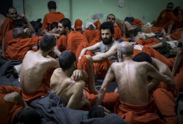 Repatriated American IS fighter pleads guilty to terror charge