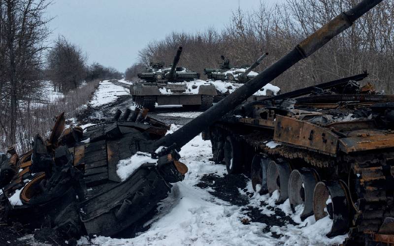 Russia getting bogged down in Ukraine, Western nations say