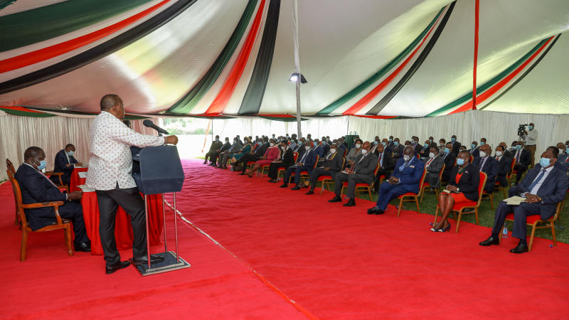 Ruto absent as Uhuru meets top government officials