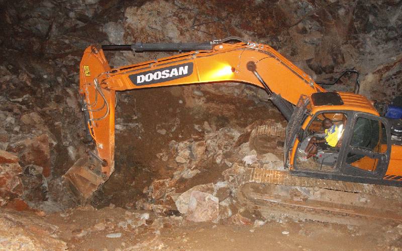 Rescue efforts at the Makalda gold mines are ongoing. [Caleb Kingwara, Standard]