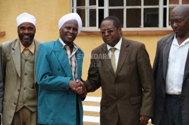 State blamed for stalled projects