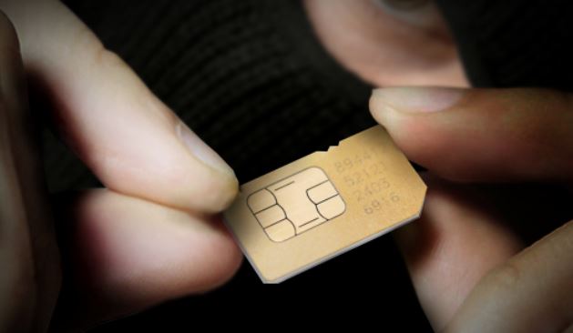 Three arrested with sim cards in suspected fraud