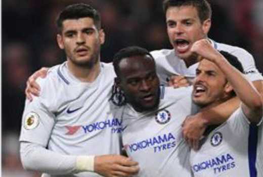  Moses rescues wobbling Chelsea against Burnley