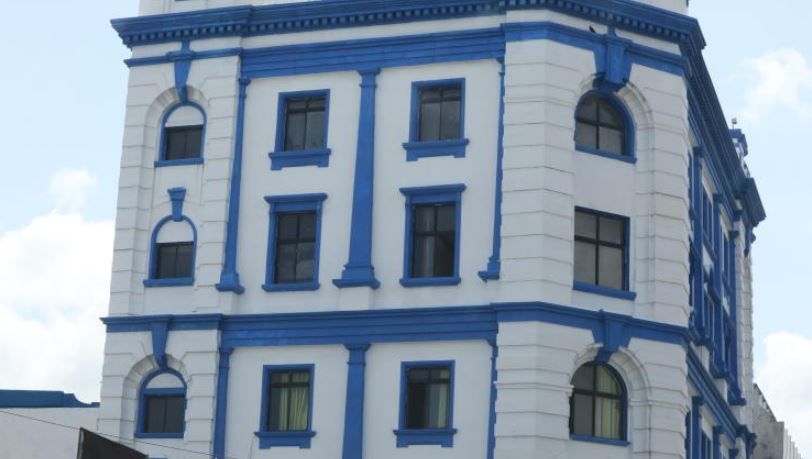 Court stops painting of buildings in Mombasa