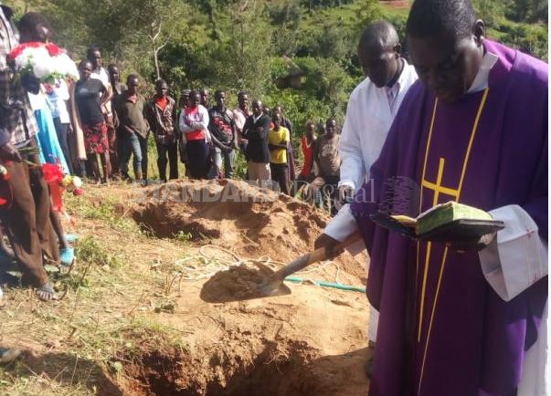 Grief as 25 victims of landslides are buried