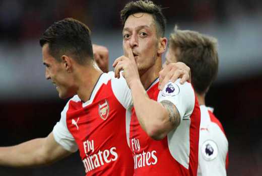 Mesut Ozil turned down offers from European giants to pen new Arsenal deal