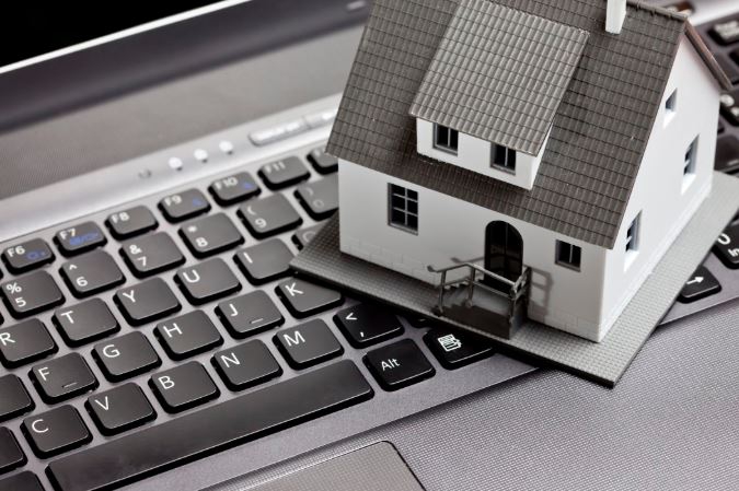 Real estate goes online