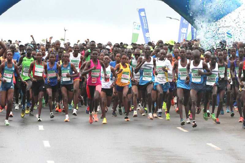 Roads to be closed on Sunday for StanChart Marathon
