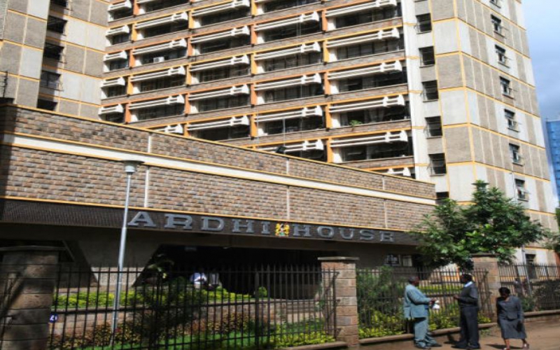 State mulls land bank to aid real estate deals