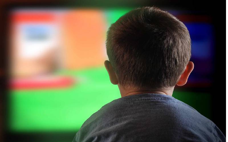 Why too much TV is not good for pre-school children
