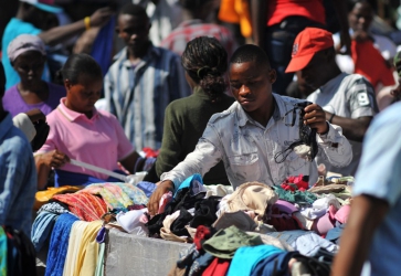 Why Kenyans go for second hand clothes